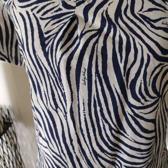 BABY Phat navy & white zebra Print crewneck cotton short sleeve top. Size‎ S. - Picture 3 of 8